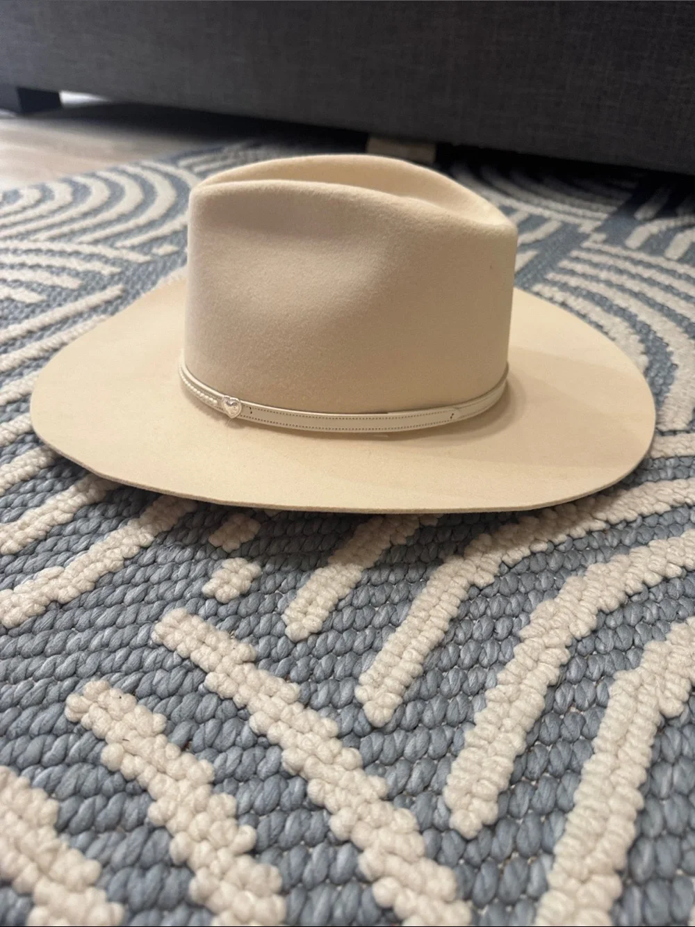 Vintage 90s Renegade Wool Cowboy Hat Rhinestone Heart Band Size 7 1/8